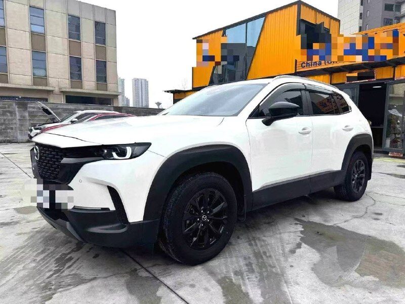 Mazda CX-50 — фото автомобиля