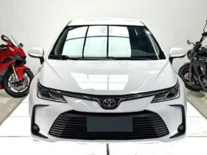 Toyota Corolla фото 3