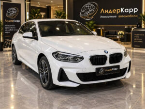 BMW 120i M Sport фото 1