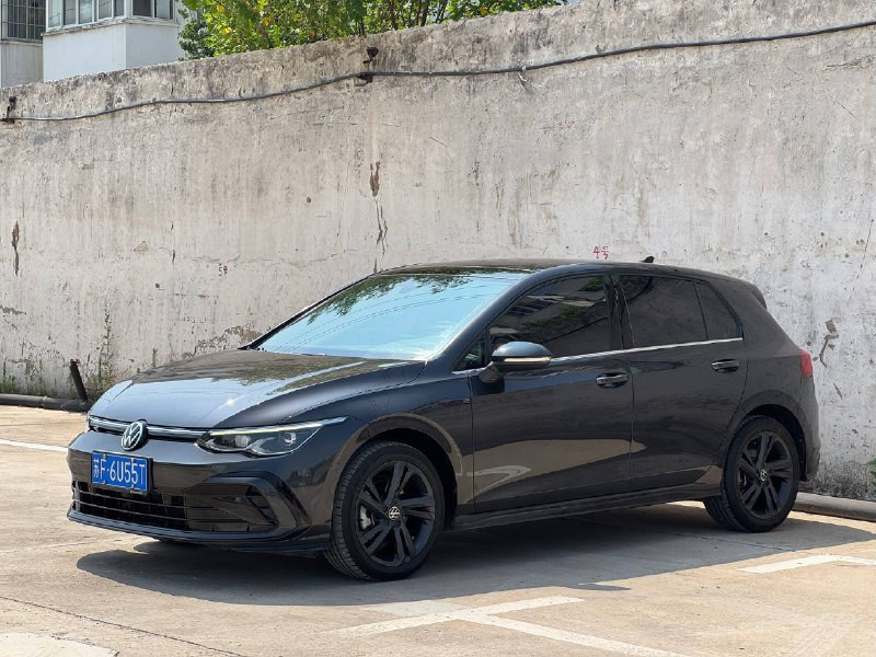 Volkswagen Golf 8 R-Line — автомобиль под заказ