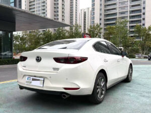 Mazda 3 Axela фото 4