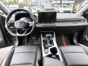 Geely Emgrand фото 8