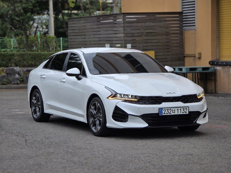 Kia K5 — фото автомобиля