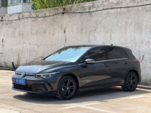 Volkswagen Golf 8 R-Line фото 1