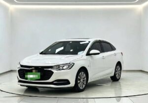 Chevrolet Cruze фото 1