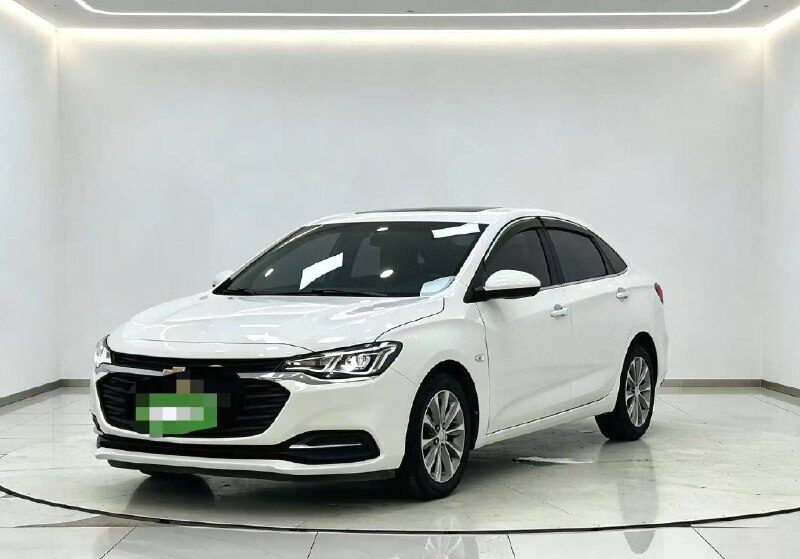 Chevrolet Cruze — фото автомобиля