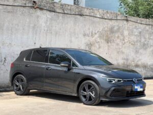 Volkswagen Golf 8 R-Line фото 2