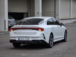 Kia K5 фото 4