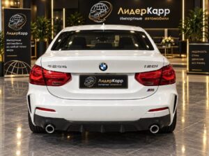 BMW 120i M Sport фото 4