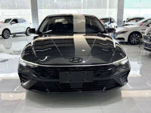 Hyundai Elantra фото 4