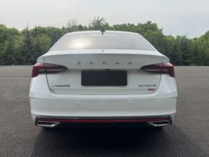 Skoda Octavia фото 5