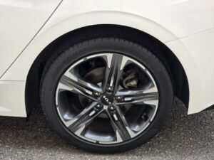 Kia K5 фото 6