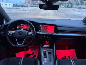 Volkswagen Golf 8 R-Line фото 6