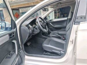Skoda Rapid фото 8