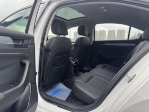 Skoda Superb фото 9