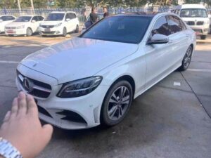 Mercedes-Benz C-Class фото 1